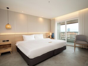 Premium bedding, minibar, in-room safe, desk - Jomtien Thani Hotel (Pattaya)