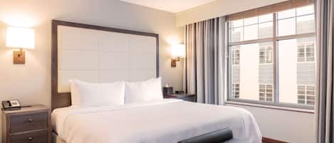 Suite, 1 King Bed, Non Smoking, Jetted Tub (Walk-in Shower;with Sofabed) | Premium bedding, minibar, in-room safe, iron/ironing board