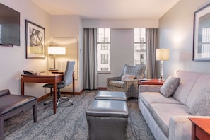 Suite, 1 King Bed, Non Smoking, Jetted Tub (Living Room;with Sofabed) | Premium bedding, minibar, in-room safe, iron/ironing board