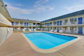 Seasonal outdoor pool