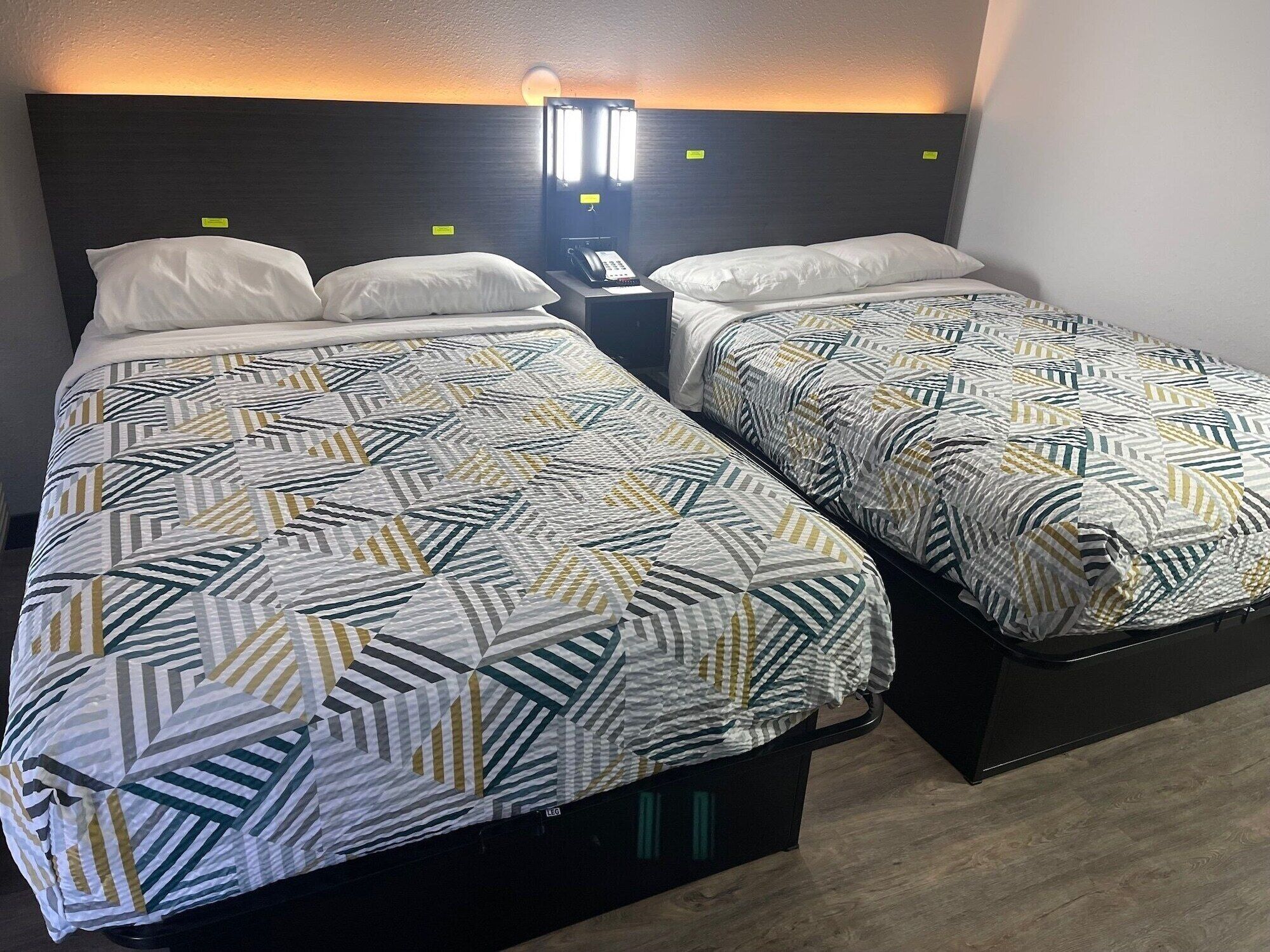 Free WiFi, bed sheets, alarm clocks
