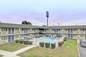 Seasonal outdoor pool