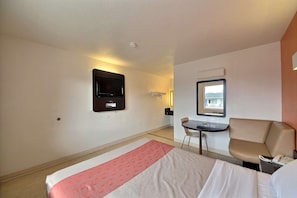 Skrivebord, skrivebord for bærbar PC og blendingsgardiner