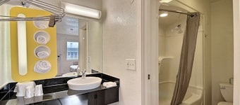 Motel 6 San Marcos, TX