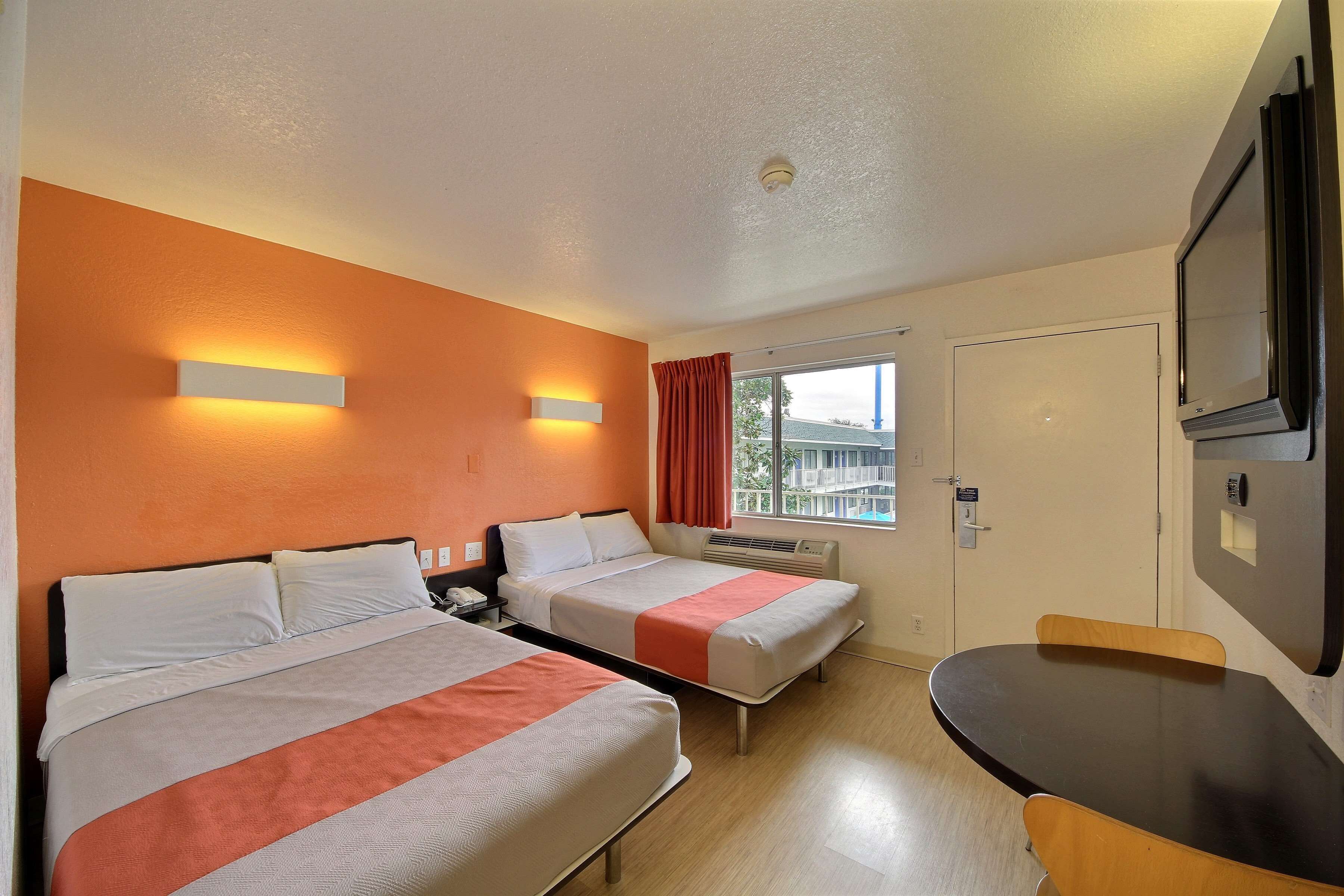 Foto - Motel 6-San Marcos, TX