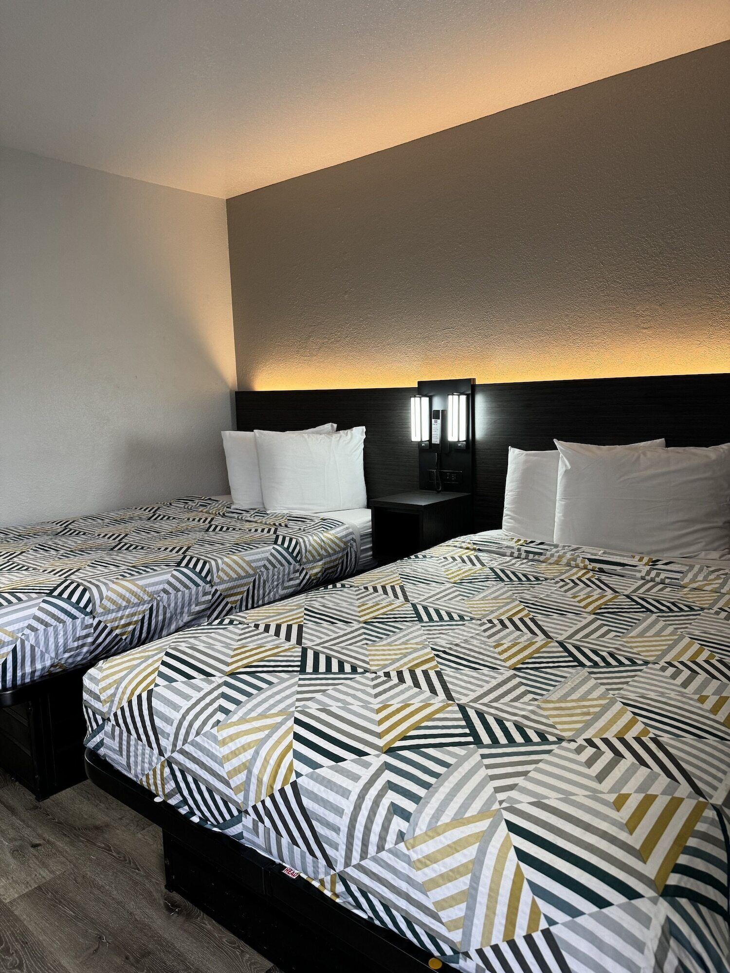 Wi-Fi gratuit, draps fournis