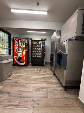 Vending machine
