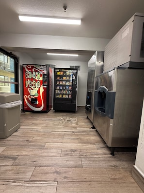 Vending machine