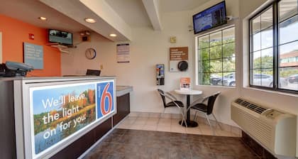 Motel 6 Wethersfield, CT - Hartford