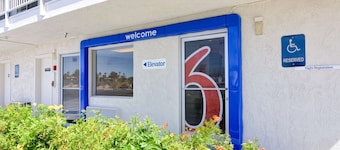 Motel 6 Twentynine Palms, CA