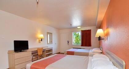 Motel 6 Twentynine Palms, CA