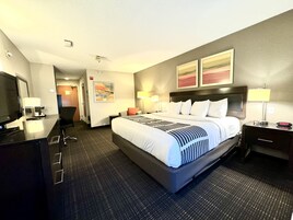 Pillowtop beds, desk, laptop workspace, blackout drapes