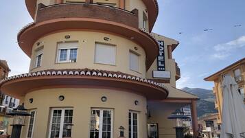 Façade de lâhĂ©bergement