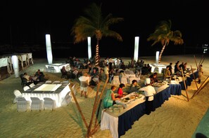 Food court