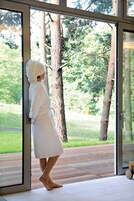 Sauna, steam room, body treatments, aromatherapy, hot stone massages