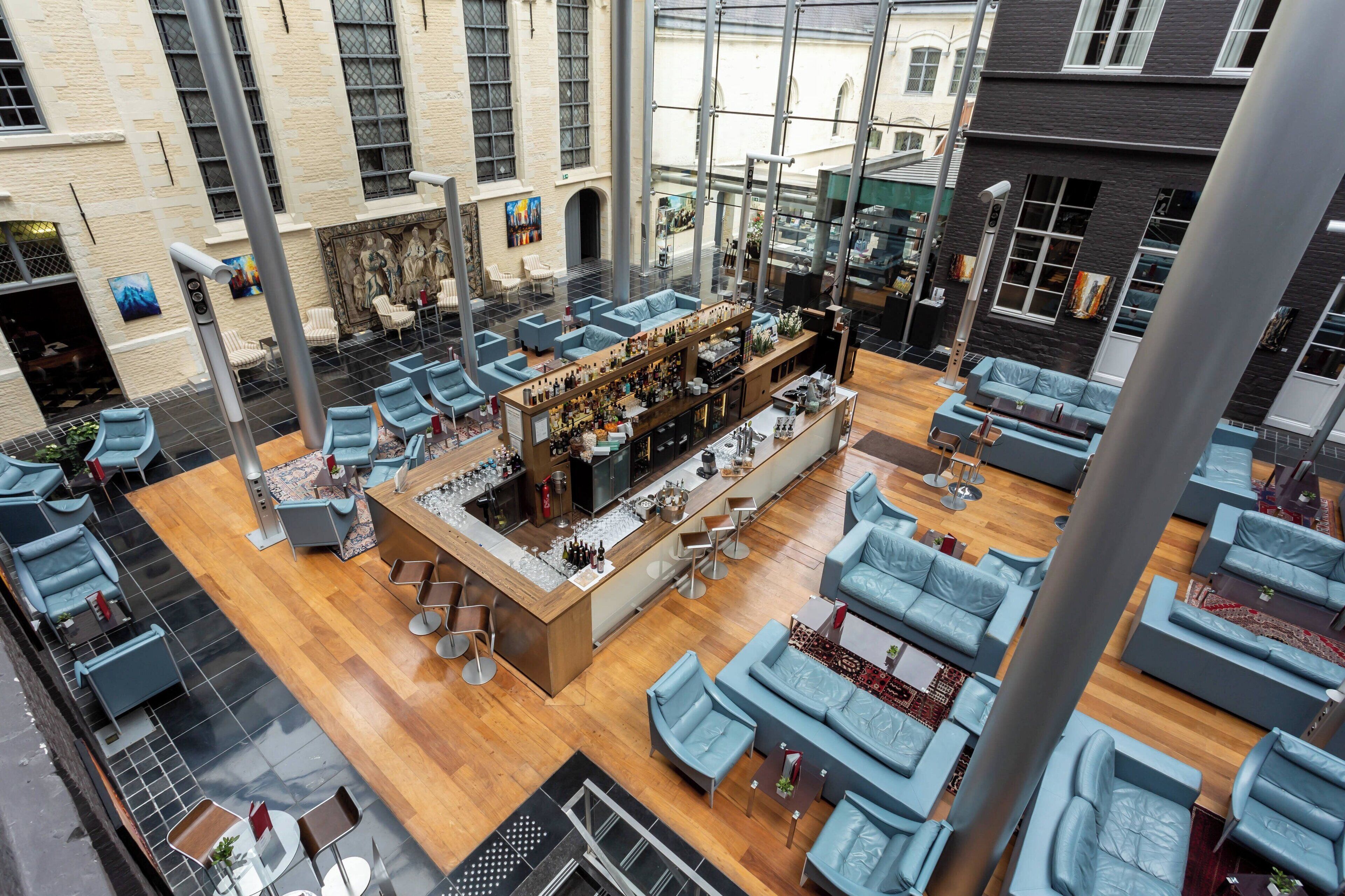 بار (في المنشاة)