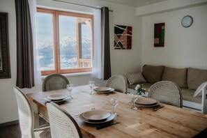 Apartment, 2 Bedrooms | Living area | Flat-screen TV, ping pong - Résidence Sunêlia Les Logis d'Orres (Les Orres)