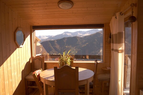 Chalet, 3 habitaciones, vista al valle (10) | Servicio de comidas a la habitación