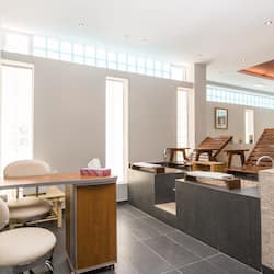 Sauna, steam room, Turkish bath/hammam, body treatments, aromatherapy