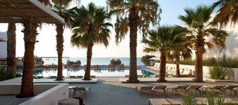 卡马里海滩酒店