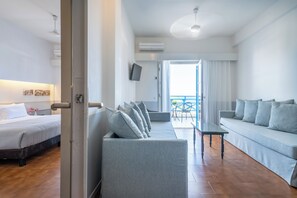 Huoneisto, 2 makuuhuonetta, merinäköala | Ylelliset vuodevaatteet, tallelokero huoneessa, ilmaiset vauvansängyt