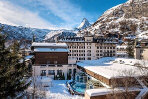 Front of property - Mont Cervin Palace (Zermatt)