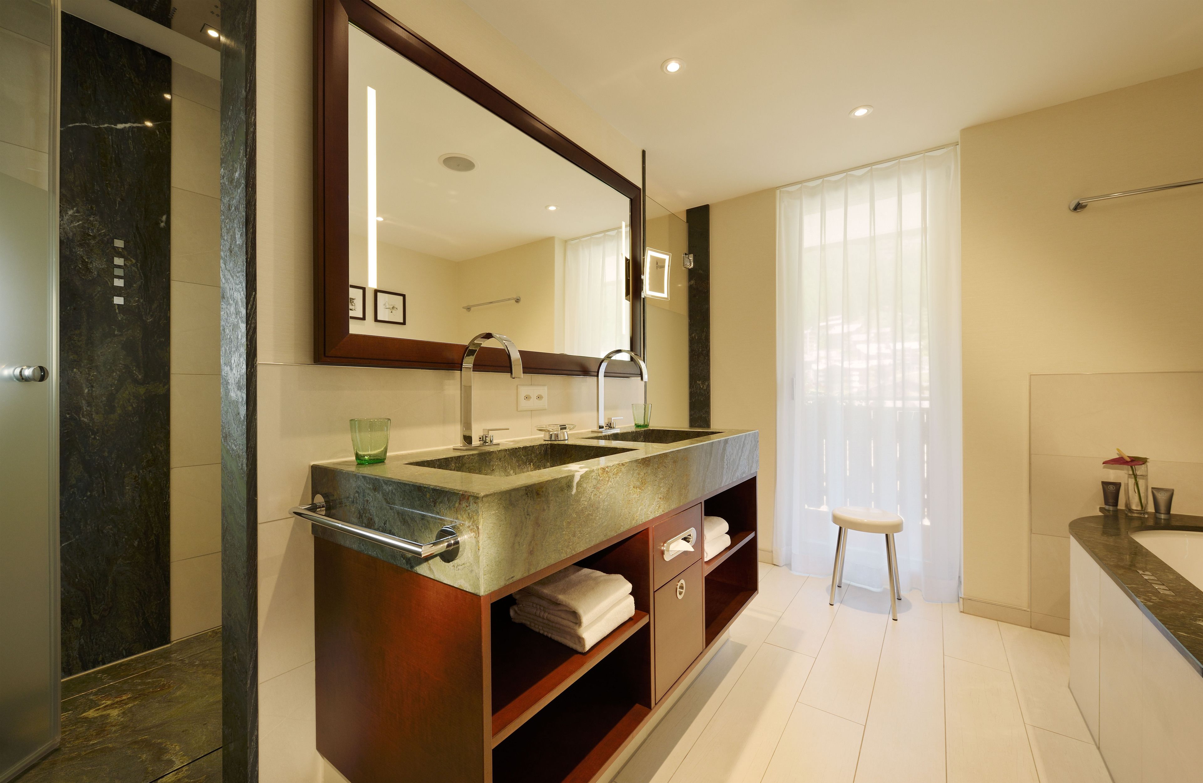 Photo - Mont Cervin Palace