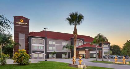 La Quinta Inn & Suites by Wyndham Brownsville North