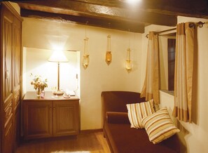 Duplex | Living area | TV, pay films