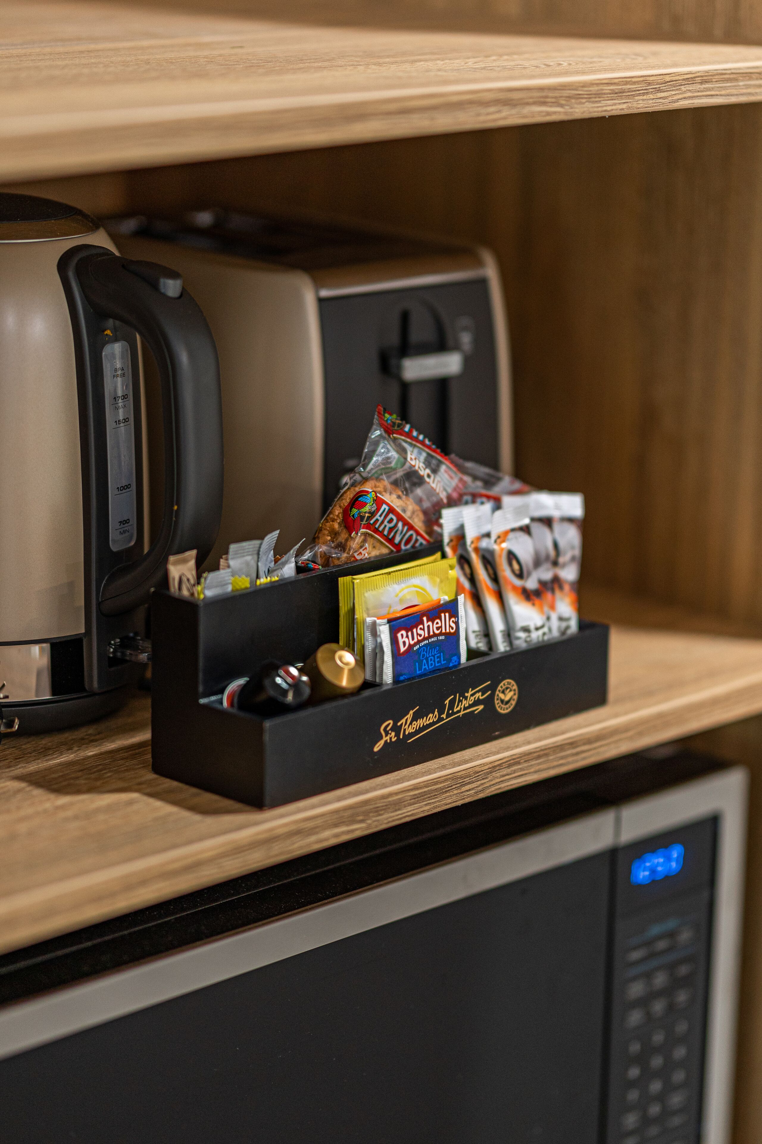 superior king room | microwave