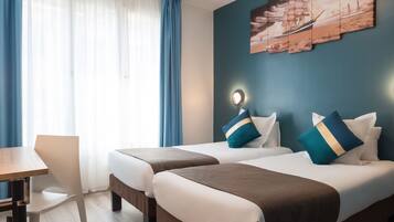 Comfort Double Room | Desk, laptop workspace, iron/ironing board, free WiFi