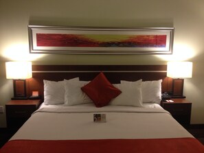Room, 1 King Bed, Non Smoking | Premium bedding, pillowtop beds, desk, laptop workspace
