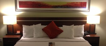 Bedfort Inn & Suites