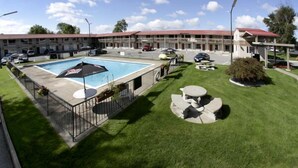 View from property - Candlelight Inn (Niagara Falls)