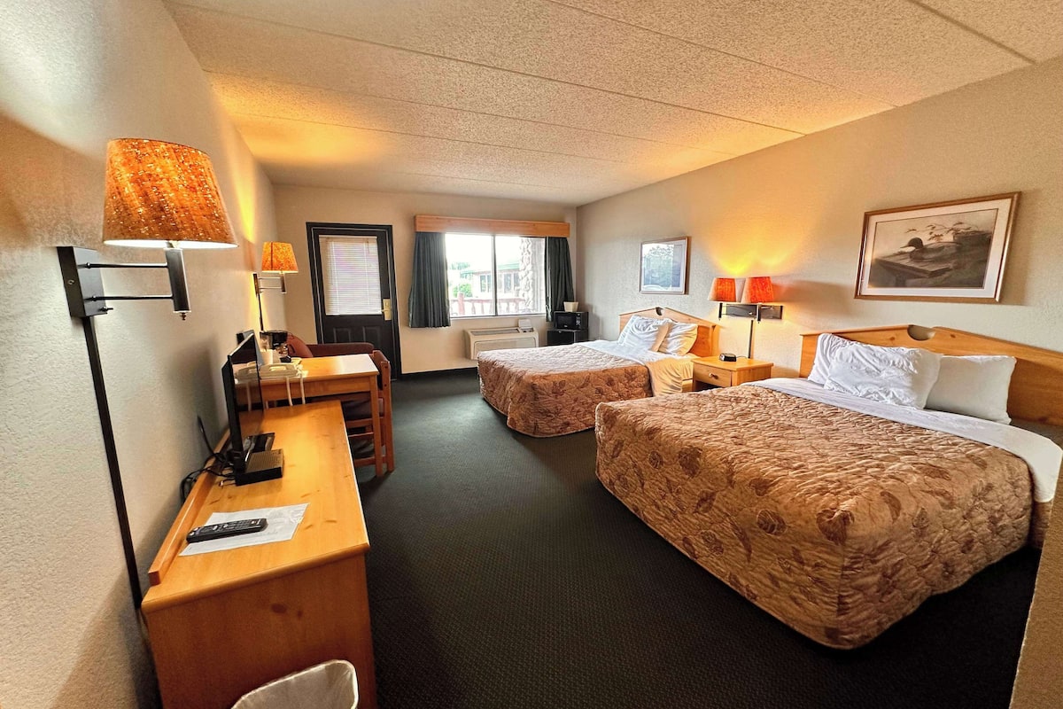 Superior Room, 2 Queen Beds, Non Smoking