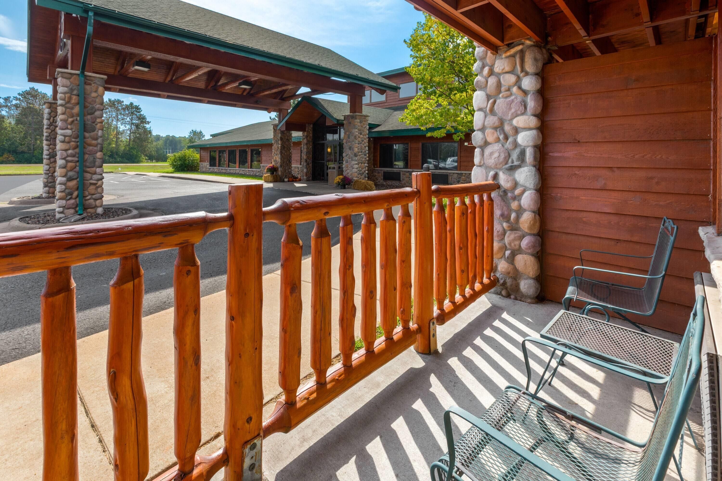 Room, 2 Queen Beds, Non Smoking (Mobility, Roll-in Shower) | Desk, iron/ironing board, free WiFi, bed sheets