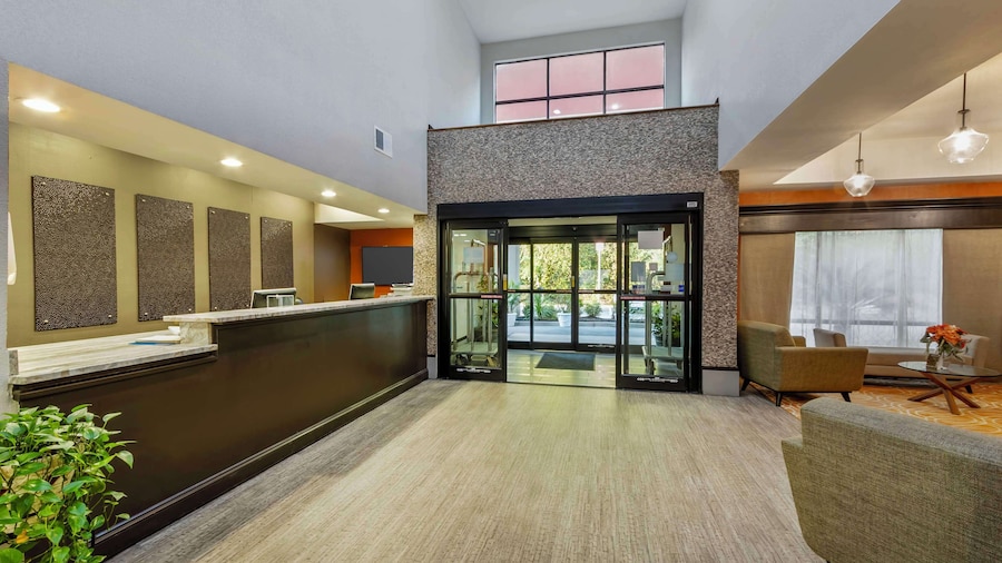 Best Western Magnolia Inn And Suites