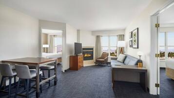 Suite, 2 Bedrooms | Desk, iron/ironing board, free cots/infant beds, free WiFi