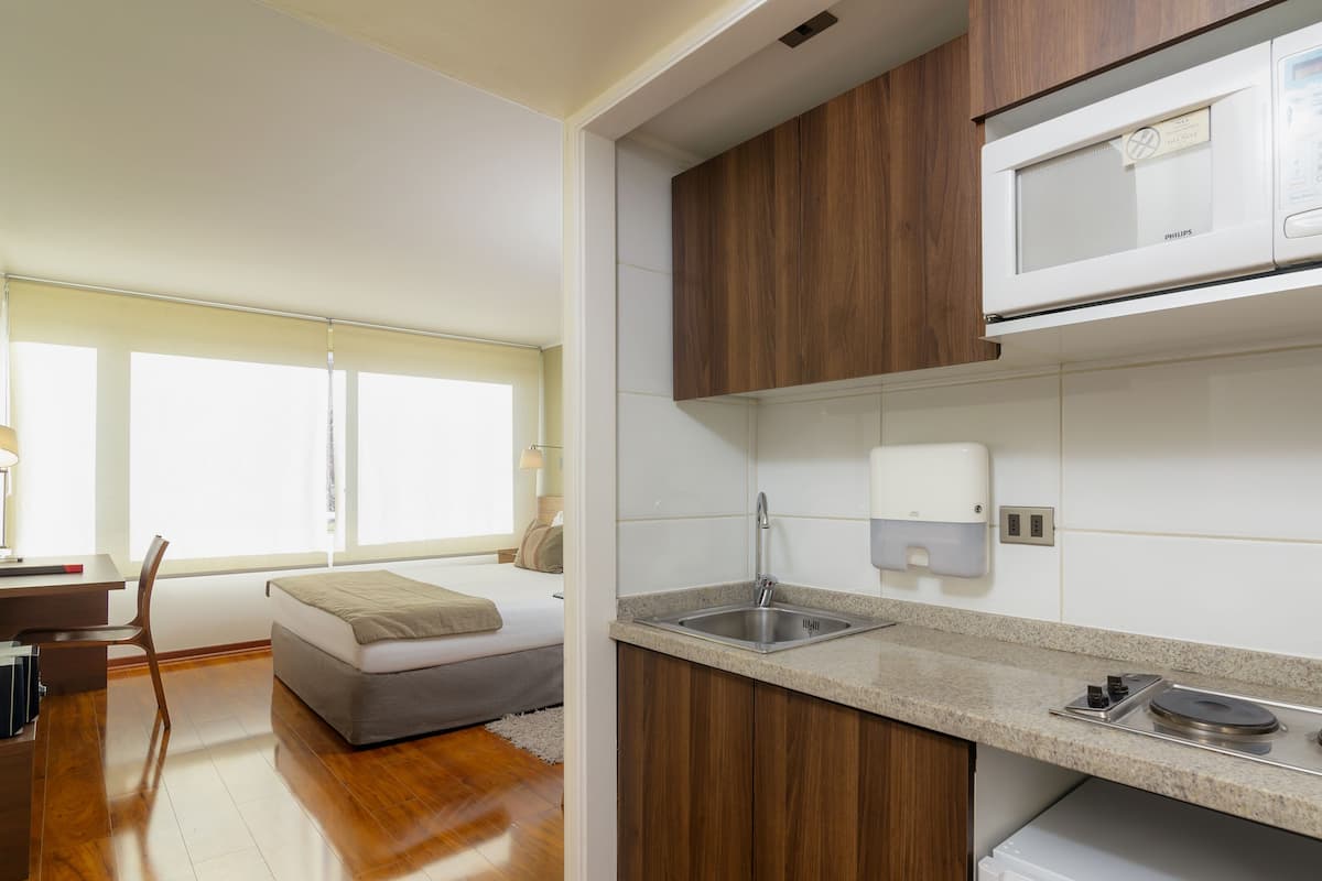 Comfort Studio (Twin) | 1 bilik tidur, bar mini, peti besi dalam bilik, meja