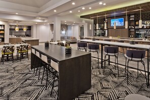 Lobby - Hilton Garden Inn Birmingham/Lakeshore Drive (Birmingham)