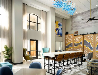 Hampton Inn & Suites Dallas-DFW ARPT W-SH 183 Hurst