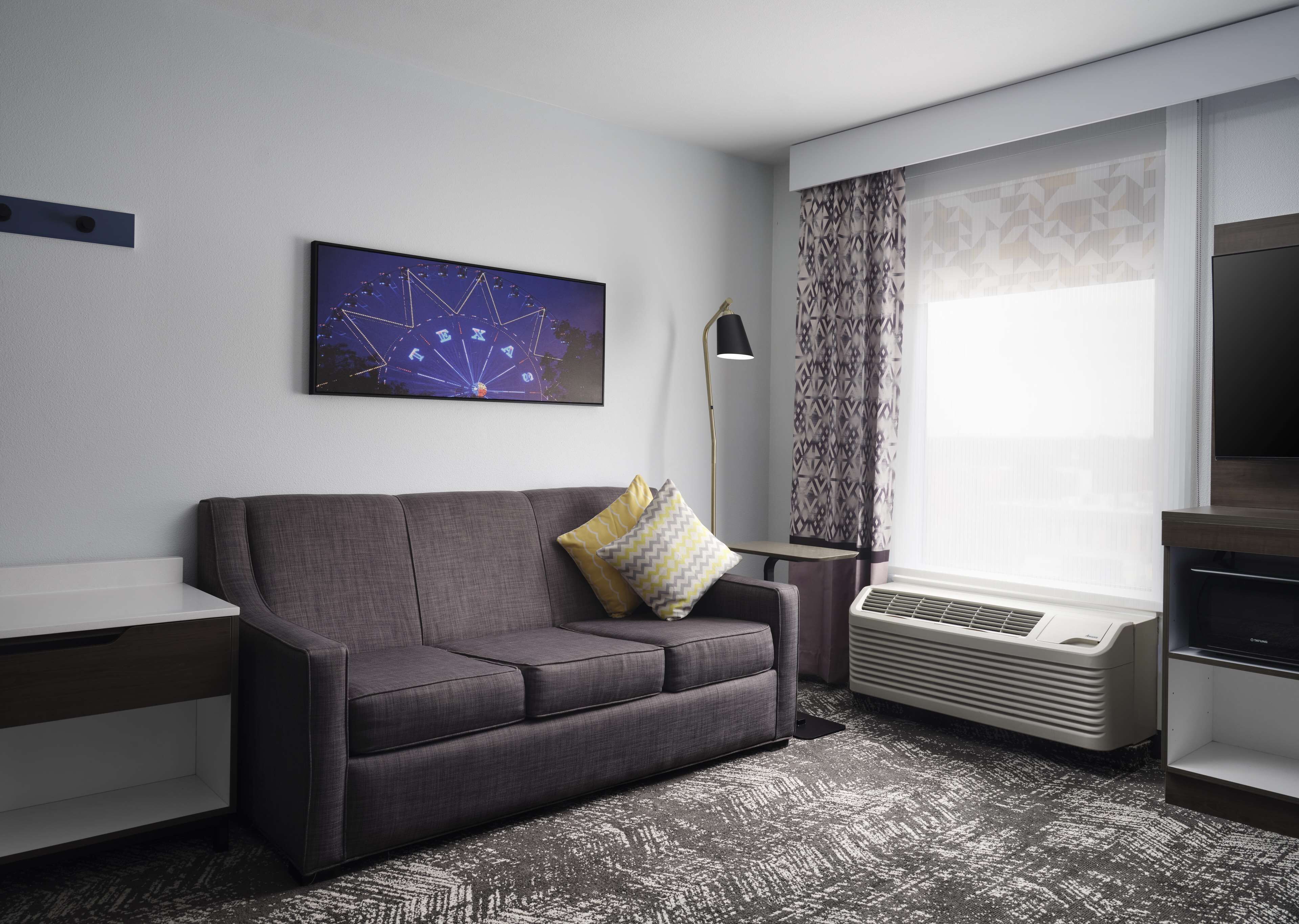 50-inch flat-screen tv with cable channels, tv