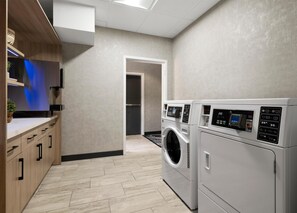 Property amenity - Hampton Inn & Suites Dallas-DFW ARPT W-SH 183 Hurst (Hurst)