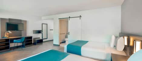 Skrivebord, blendingsgardiner, wi-fi (inkludert) og sengetøy