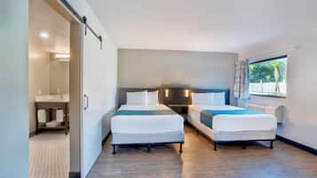 Desk, blackout drapes, free WiFi, bed sheets