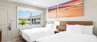 Clarion Pointe Ridgecrest near China Lake Naval Station