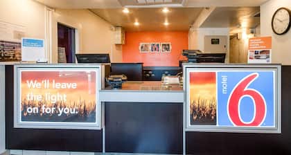 Motel 6 Lenexa, KS - Kansas City Southwest