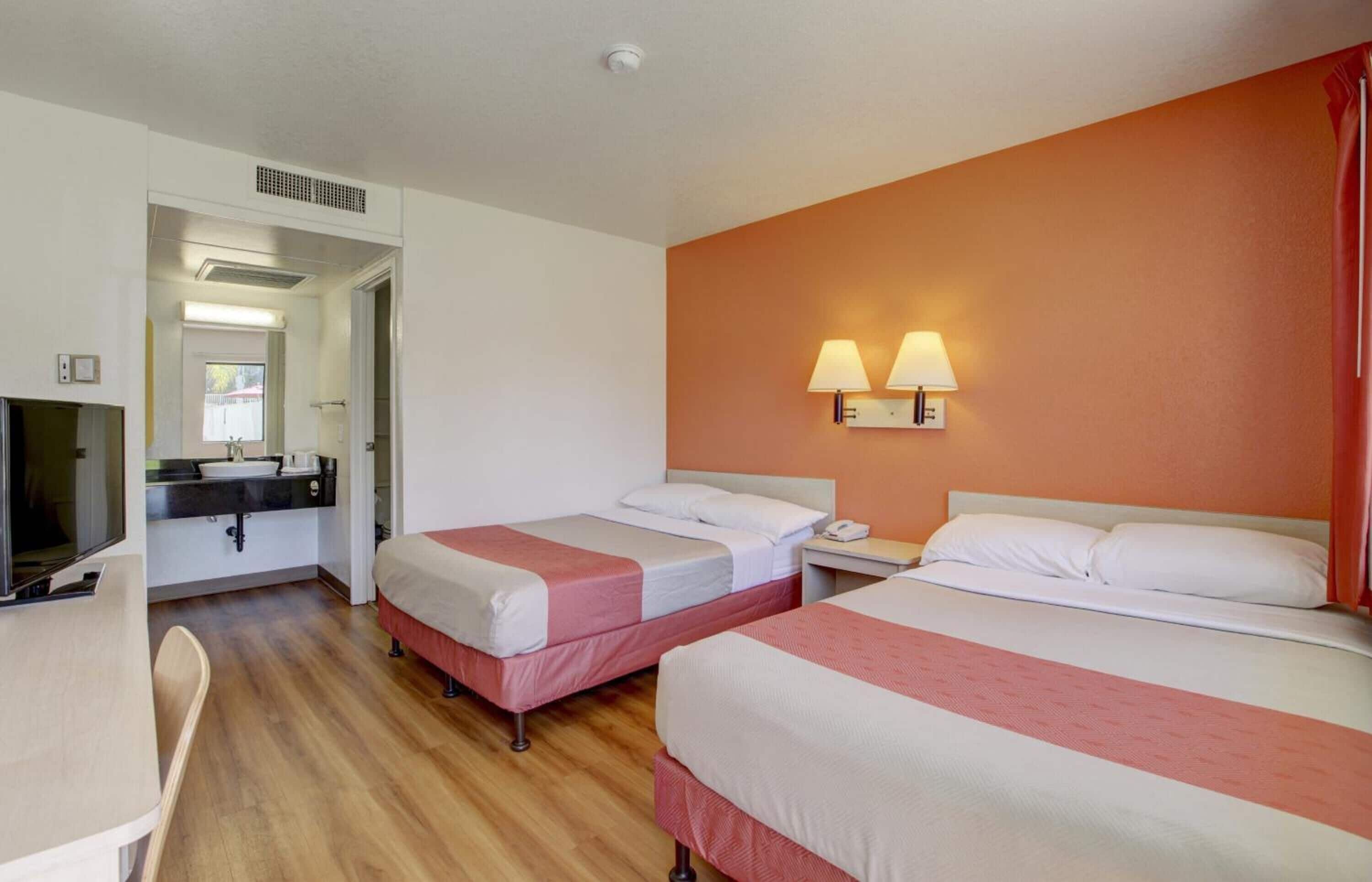 Free WiFi, bed sheets