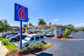 Exterior - Motel 6 Rowland Heights, CA - Los Angeles - Pomona (Rowland Heights)