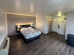 Desk, free WiFi, bed sheets
